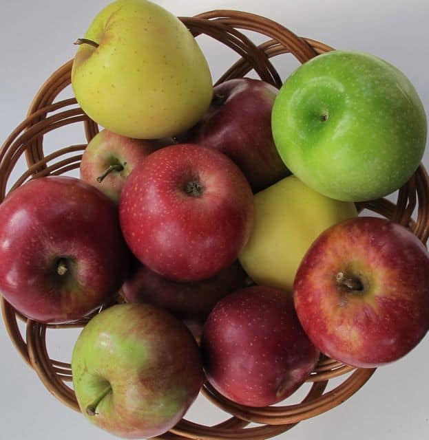 basket of apples for applesauce