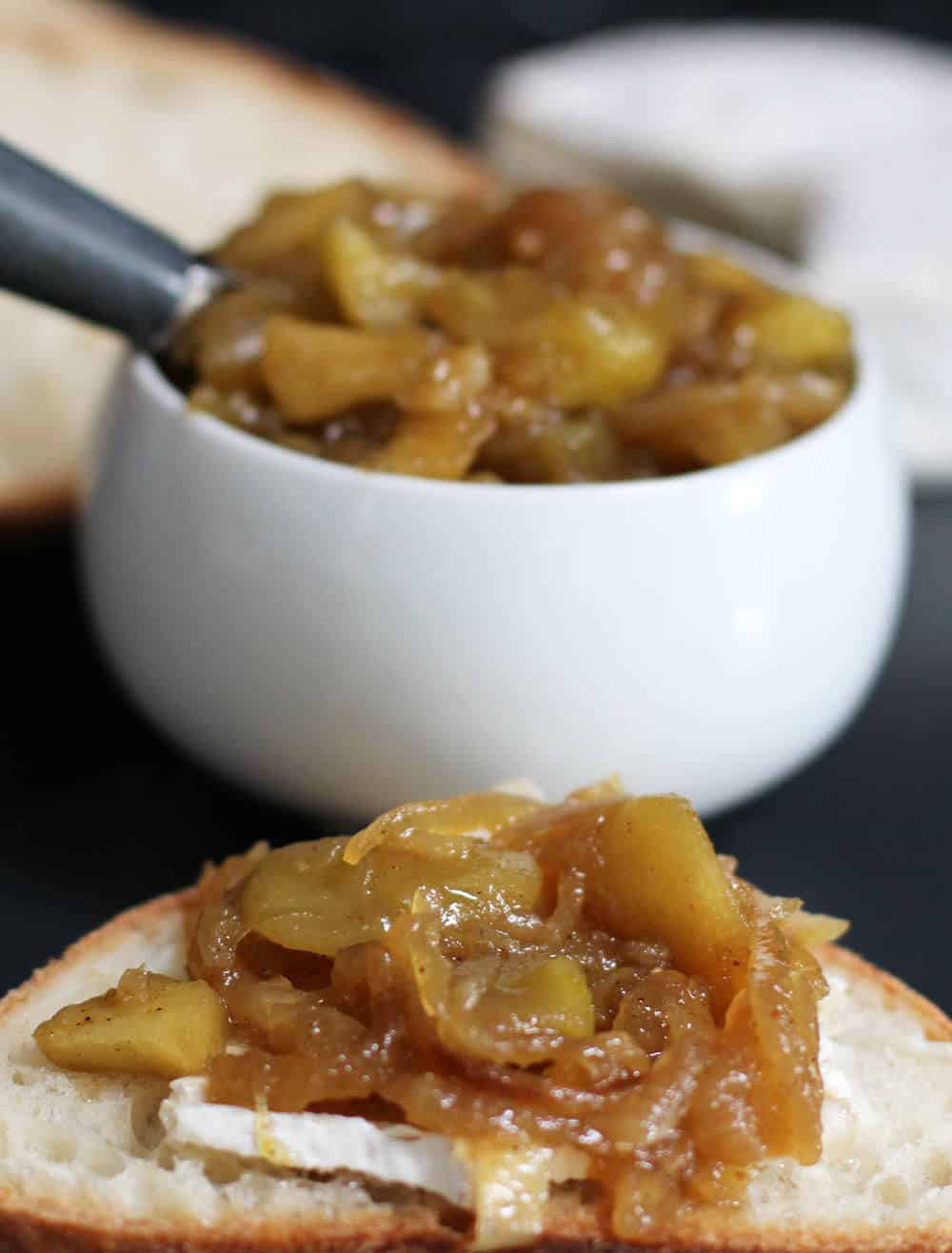 apple and caramelized chutney on bread with brie cheese