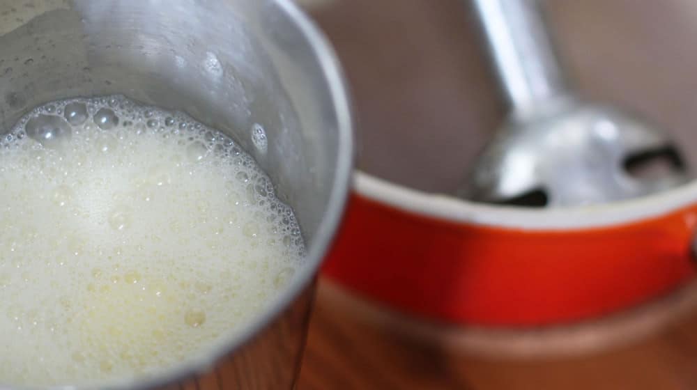 Adding the butter to the lemon curd with an immersion blender is easy - just be careful of the hot liquid.
