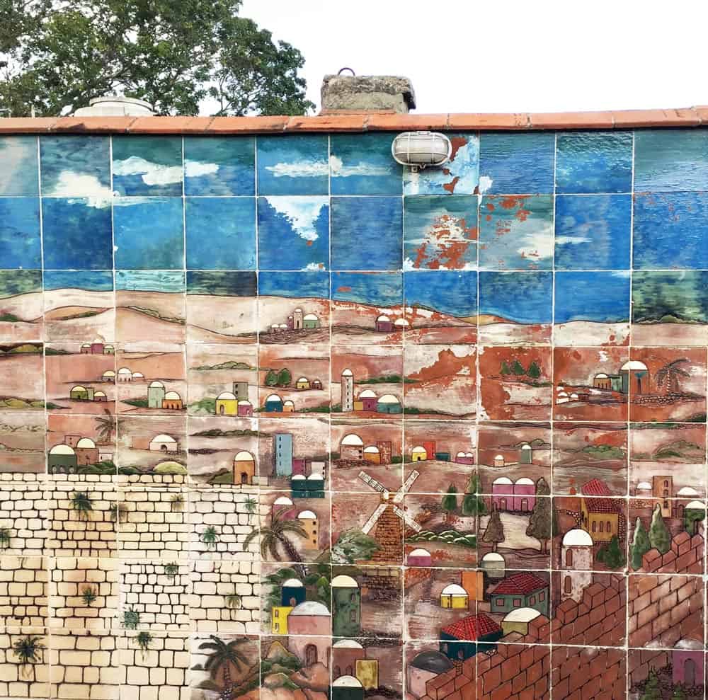 Ttile mural from Cuba
