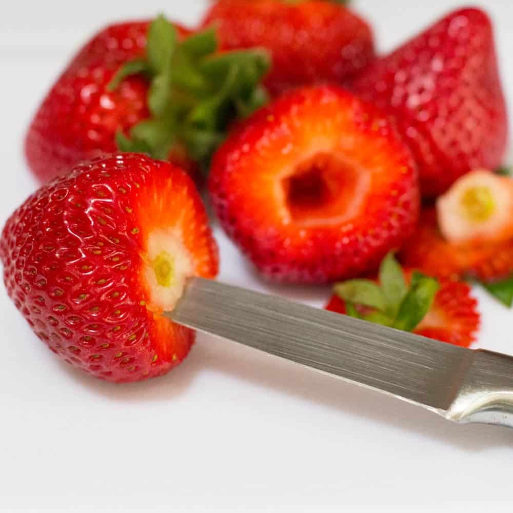 the easiest way to hull strawberries