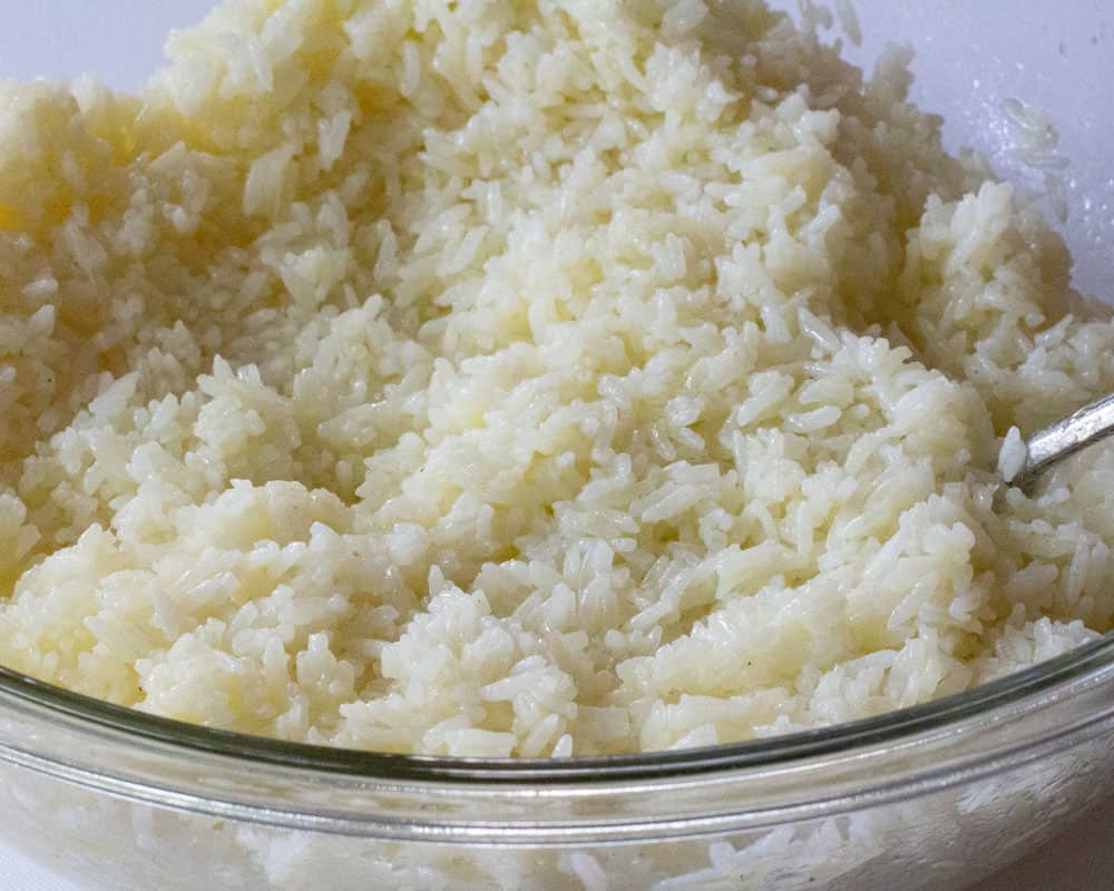 cooked rice with dressing